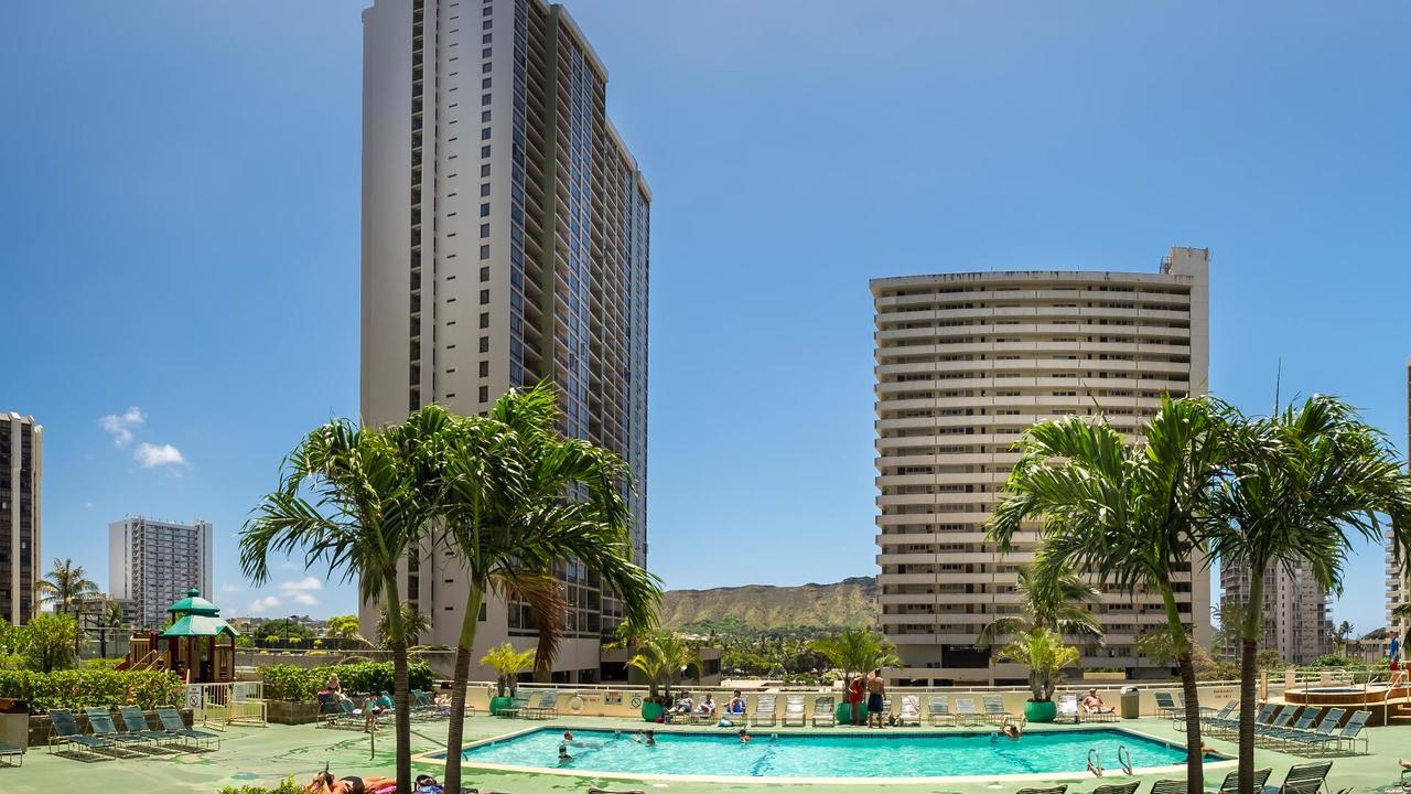 Отель Sweetwater At Waikiki Гонолулу Экстерьер фото
